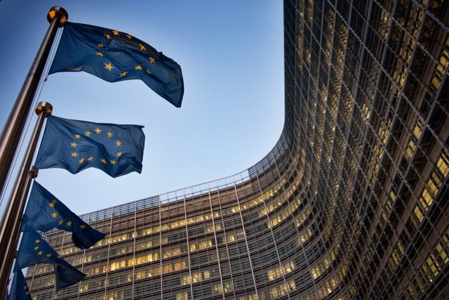  LA COMMISSIONE EUROPEA INNALZA IL “DE MINIMIS” A 300MILA EURO.